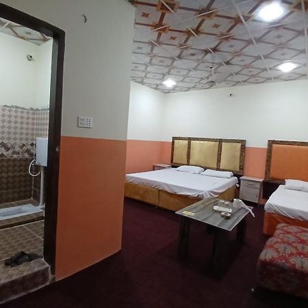 New Pak Royal Hotel Lahor Kültér fotó